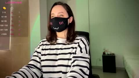 Snapshot of gummypeach chatting on February 13, 2025, 4:39 pm GummyPeach online show from February 13, 2025, 4:39 pm