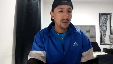 Snapshot of guykarim chatting on January 6, 2026, 2:48 am karim online show from January 6, 2026, 2:48 am