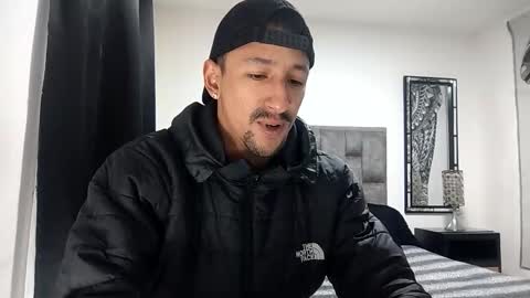 Snapshot of guykarim chatting on February 12, 2026, 11:38 am karim online show from February 12, 2026, 11:38 am