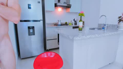 Snapshot of h0ney__p0t chatting on March 12, 2025, 11:44 pm Margareth Stallion online show from March 12, 2025, 11:44 pm