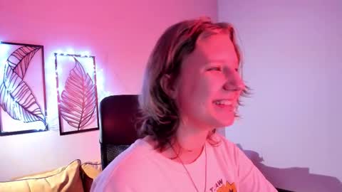 Hailey online show from November 27, 2025, 9:00 am