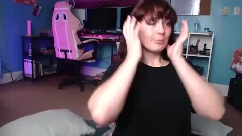 Snapshot of haileyharper chatting on October 14, 2025, 3:46 pm Hailey Harper online show from October 14, 2025, 3:46 pm