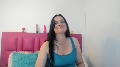 Snapshot of haley__mommy chatting on February 11, 2025, 12:28 am Mely online show from February 11, 2025, 12:28 am