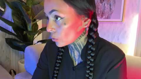 EVA online show from January 18, 2026, 2:37 am