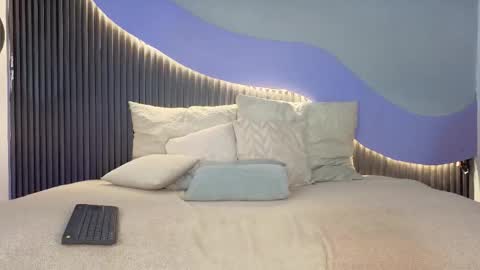 Akane Tendo online show from February 9, 2026, 5:11 am