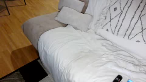 Chris online show from December 21, 2025, 2:08 am