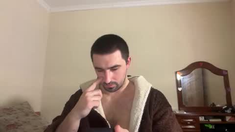 Snapshot of hard_to_obey chatting on February 18, 2026, 5:53 pm Vadim online show from February 18, 2026, 5:53 pm