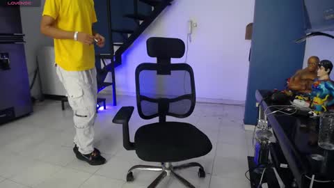 Snapshot of hardsexlove08 chatting on February 22, 2026, 8:29 pm Andres Dean online show from February 22, 2026, 8:29 pm