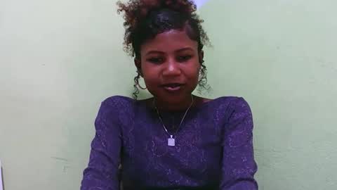 Snapshot of hasleyinah chatting on January 18, 2026, 7:23 am hasleyinah online show from January 18, 2026, 7:23 am