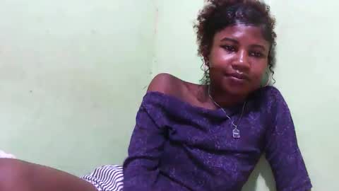 Snapshot of hasleyinah chatting on January 18, 2026, 7:28 pm hasleyinah online show from January 18, 2026, 7:28 pm