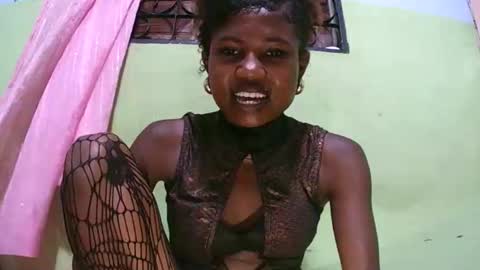 Snapshot of hasleyinah chatting on February 16, 2026, 8:38 pm hasleyinah online show from February 16, 2026, 8:38 pm