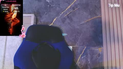 hazumi_tsu online show from February 25, 2026, 11:03 pm