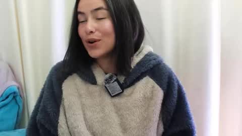 hearmymoans_18 online show from February 11, 2026, 12:15 am