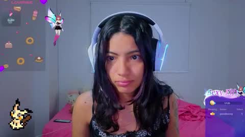 Snapshot of helia_n_amy chatting on January 18, 2026, 9:24 am Helia Transfem and Amy online show from January 18, 2026, 9:24 am