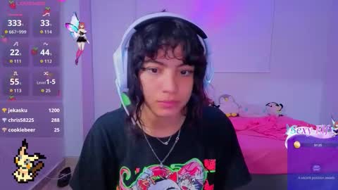 Snapshot of helia_n_amy chatting on February 26, 2026, 1:59 am Helia Transfem and Amy online show from February 26, 2026, 1:59 am