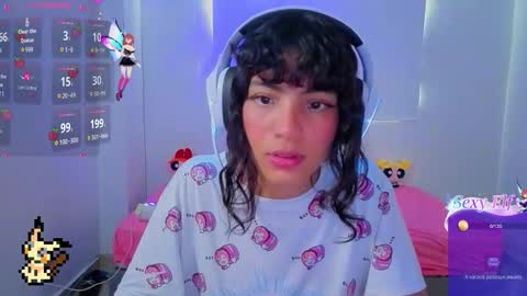 Snapshot of helia_n_amy chatting on March 2, 2026, 8:48 pm Helia Transfem and Amy online show from March 2, 2026, 8:48 pm