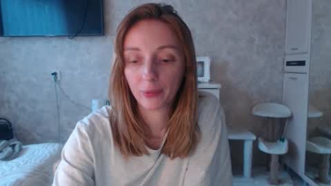 Snapshot of hellokittykaty chatting on February 17, 2026, 6:21 am Victory online show from February 17, 2026, 6:21 am