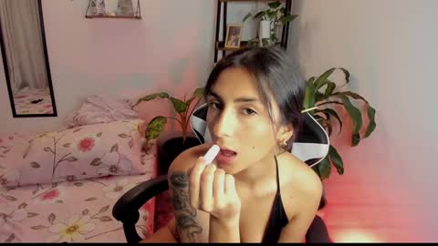 Hello I am Valentina independent Colombian model I love sensuality and pleasure welcome online show from February 1, 2025, 1:34 am