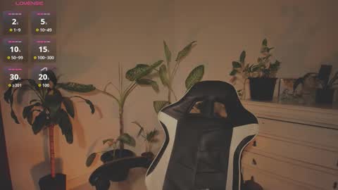 Hello I am Valentina independent Colombian model I love sensuality and pleasure welcome online show from September 18, 2025, 3:58 pm