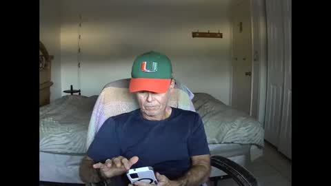 hewes1 online show from February 4, 2026, 10:47 pm