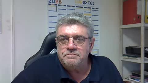 Snapshot of hippopotame17 chatting on January 9, 2025, 4:28 pm hippo online show from January 9, 2025, 4:28 pm