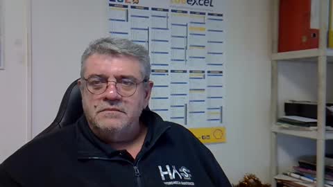 Snapshot of hippopotame17 chatting on January 10, 2025, 11:11 am hippo online show from January 10, 2025, 11:11 am