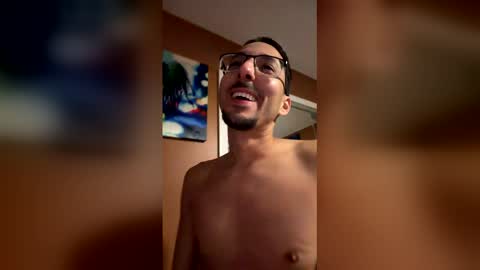 hoeskii online show from February 5, 2026, 4:28 am