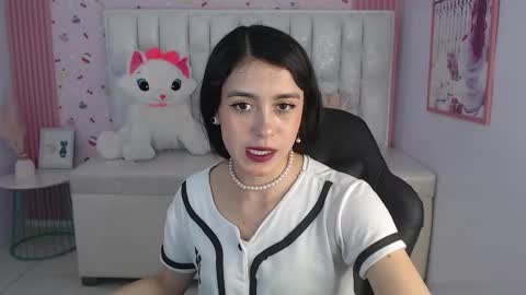 HONEY  online show from January 23, 2025, 8:13 pm