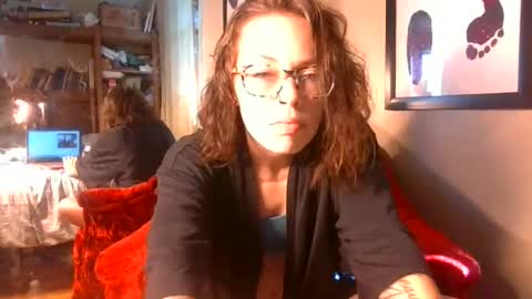 honey_wilde online show from October 23, 2025, 5:55 pm
