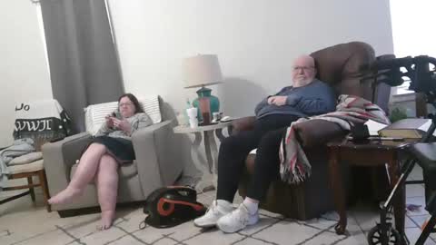 Snapshot of honeybuns344636 chatting on January 12, 2025, 7:21 pm Honey online show from January 12, 2025, 7:21 pm