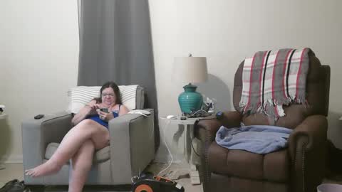 Snapshot of honeybuns344636 chatting on February 27, 2025, 11:10 am Honey online show from February 27, 2025, 11:10 am