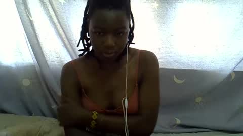 Snapshot of horny_baddie18 chatting on February 2, 2026, 1:21 pm Leila online show from February 2, 2026, 1:21 pm