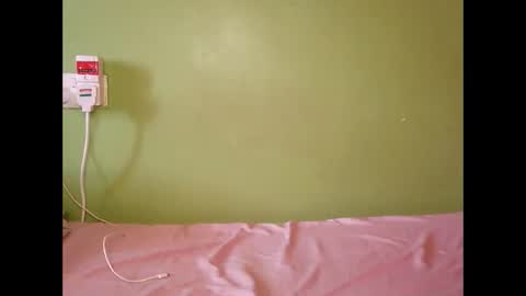 hot_latifah online show from November 25, 2025, 10:04 am