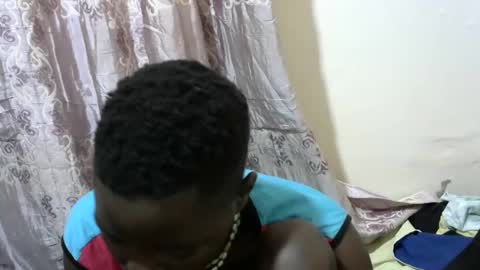 Snapshot of hot_shawrry chatting on March 10, 2025, 12:37 pm hot_shawrry online show from March 10, 2025, 12:37 pm