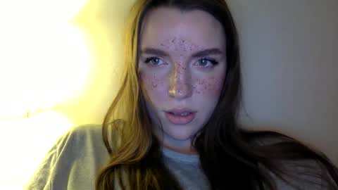 Snapshot of hoteffy chatting on February 14, 2026, 9:44 pm effy online show from February 14, 2026, 9:44 pm