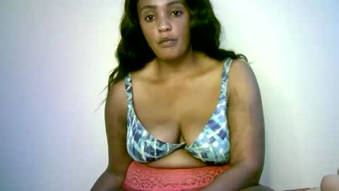 Snapshot of hotgold_311379 chatting on February 25, 2026, 4:22 am hotgold_311379 online show from February 25, 2026, 4:22 am