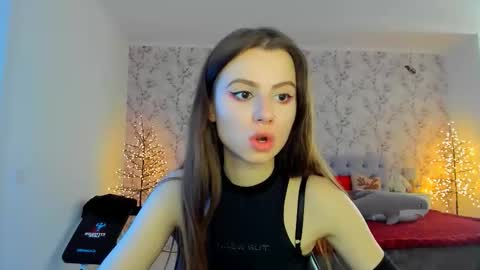 Snapshot of hotmolly_ chatting on February 18, 2026, 12:12 pm hotmolly_ online show from February 18, 2026, 12:12 pm