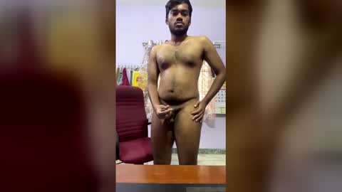 Snapshot of hottamilguy01 chatting on February 26, 2026, 10:36 am hottamilguy01 online show from February 26, 2026, 10:36 am