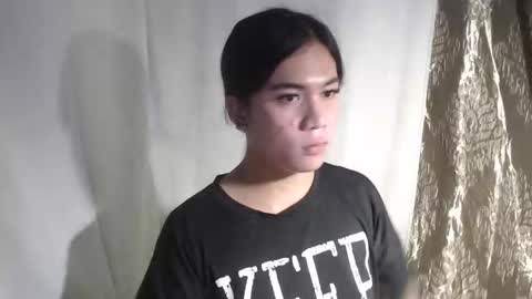 Snapshot of hottie_vienne chatting on March 3, 2026, 9:48 am Vienne online show from March 3, 2026, 9:48 am