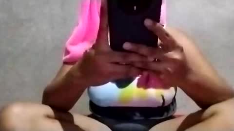 hottymollychixx online show from December 19, 2025, 10:33 am