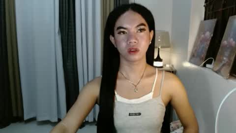 Snapshot of hottyshedah_0209 chatting on February 4, 2026, 11:09 pm THALIE online show from February 4, 2026, 11:09 pm