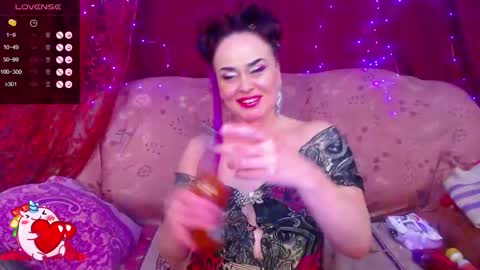 Hotzlata online show from October 3, 2025, 10:45 am