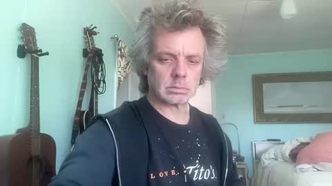 howlingatnothing online show from November 2, 2025, 5:26 pm