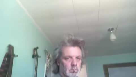 howlingatnothing online show from December 18, 2025, 6:25 pm