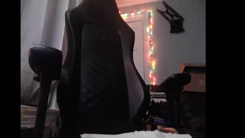 Snapshot of hugecock9x7 chatting on March 1, 2025, 6:35 am 9InchClub online show from March 1, 2025, 6:35 am