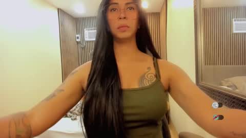 Snapshot of hugecockgoddessxxx chatting on December 30, 2024, 11:04 am Queen karen grey online show from December 30, 2024, 11:04 am