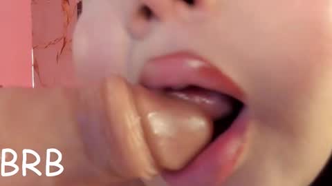 Snapshot of hurren_matt1 chatting on February 1, 2026, 10:25 am Hurren online show from February 1, 2026, 10:25 am