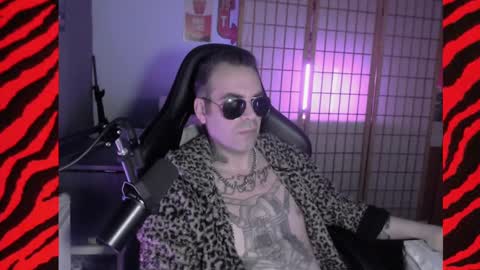 Snapshot of hypnosexray chatting on January 16, 2025, 6:59 pm Mistress Magenta online show from January 16, 2025, 6:59 pm