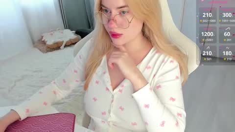 Snapshot of i_want_you_eva chatting on February 11, 2026, 9:14 am HiI am EvaPVT is open online show from February 11, 2026, 9:14 am