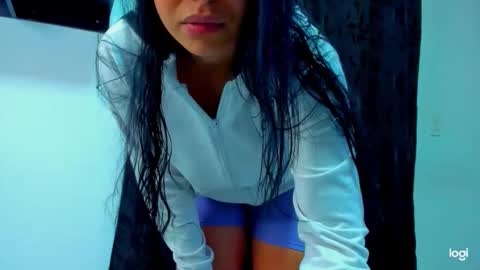 Snapshot of iam_your_fantasy chatting on November 19, 2025, 1:27 am iam_your_fantasy online show from November 19, 2025, 1:27 am